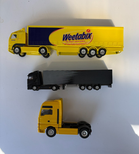 Set articulated lorries - of, 3