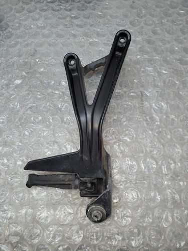 Ktm 125 footrest - rc, carrier