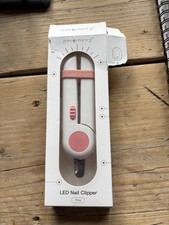 Pet Nail Clippers with LED Lights Painless Pet Paws Grooming Tool for Cat/Small