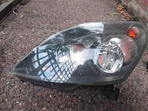Vauxhall zafira left hand side - left,
