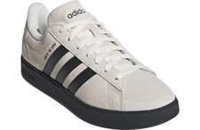 Adidas x Star Wars (JS0723)