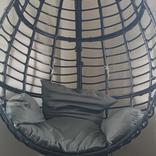 Black rattan wicker hanging - black,