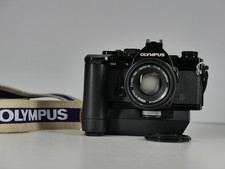 BLACK OLYMPUS OM2 35MM FILM