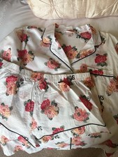 Victoria’s Secret Flower Print Pjamas (Shorts) Size L