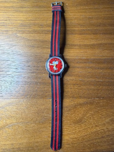 Vintage timex snoopy watch red - snoopy,