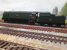 HORNBY 'OO' GAUGE R2218 BR
