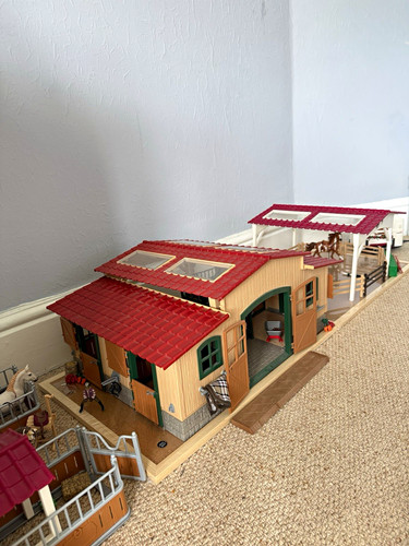 Schleich horse stable playset - schleich,