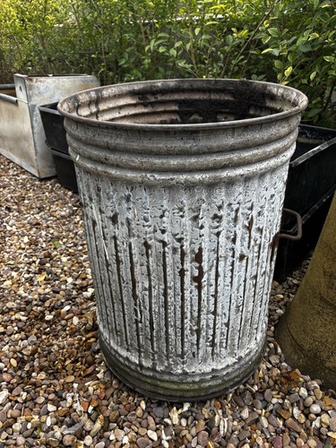 Metal galvanised garden - , bin