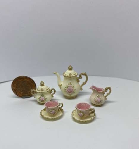 Whimsical 12th scale rose - 12th, tea