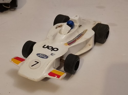 Scalextric cars cat number - f1,