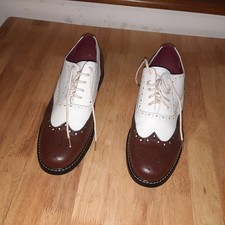 two-tone leather shoes