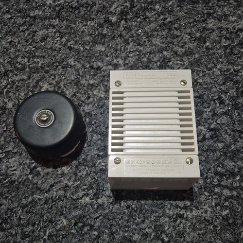 Freidland 752 door bell - door,