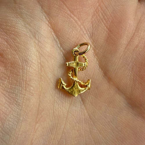Vintage 9ct gold anchor charm - vintage,