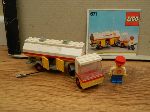 Lego town 671 - town, shell