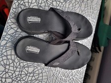 Skechers Gogomat Black Flip Flops Size 7 Wide Fit