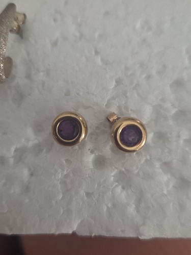 9ct rub over bezel set - rub,