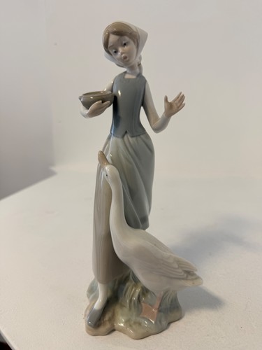 Vintage lladro figurine - vintage,