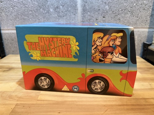 Scooby doo mystery machine - doo,