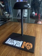 Halloween 2 display  Mask