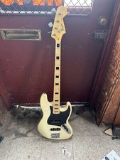 VINTAGE FENDER JAZZ BASS 4