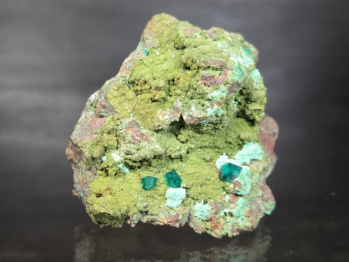 Dioptase mottramite - dioptase, on