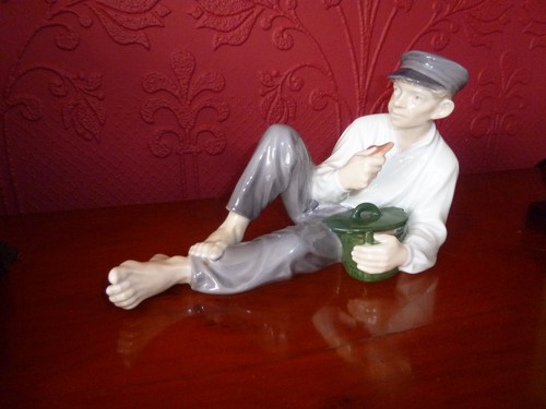 Royal copenhagen figure - royal, boy