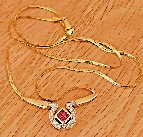 Magnificent 9ct gold ruby - 9ct, &