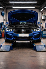 BMW 8 Series M60 Engine