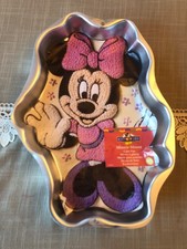 Vintage 1998 Wilton Disney