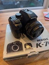 Pentax K-70 Digital SLR camera W. 18-50mm Collapsible Lense - **Screen Faulty**