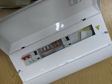 Schneider Electric EZ9R6R6DCU