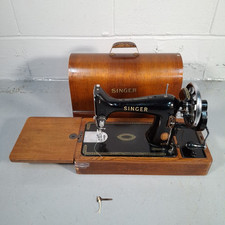 Excellent Vintage 1954 Singer 99k Hand Crank Sewing Machine + Case Vintage Prop