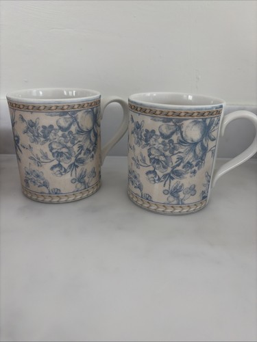 Two royal doulton studio - two,