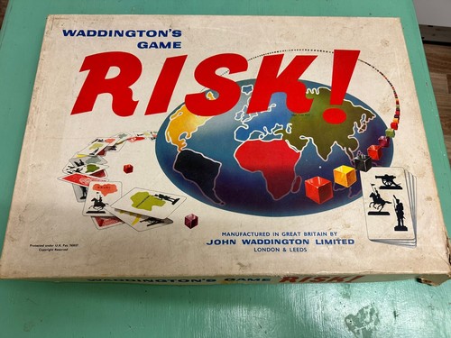 Vintage risk board game - risk,