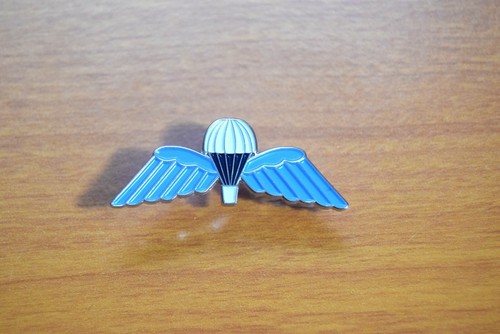 British army parachute wings - parachute,