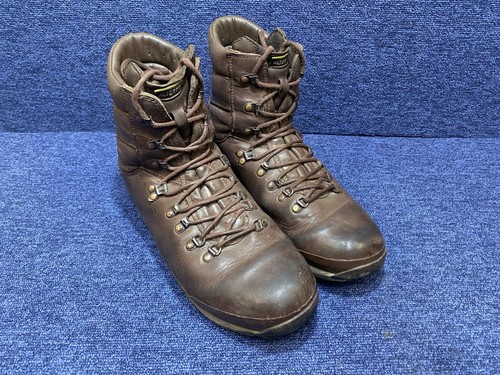 Size 10l altberg defender - size, uk