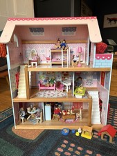 KidsKraft Chealsea Dolls House