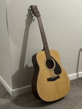 Yamaha F310 Acoustic Guitar
