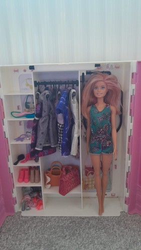 Barbie fashionista ultimate - barbie,