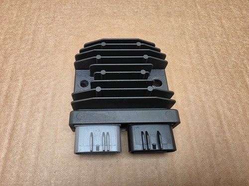 Triumph tiger 800 voltage - 800,