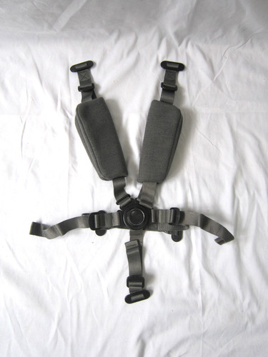 Harness mamas and papas - harness,