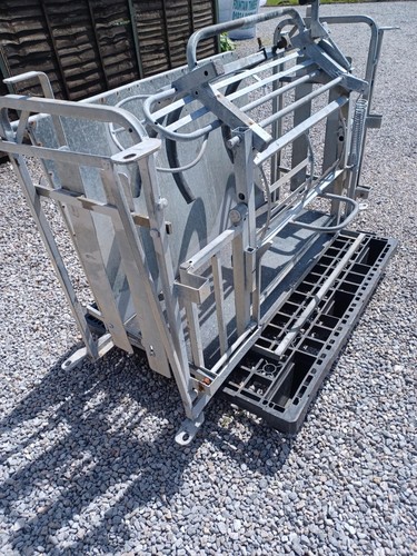 Sheep turnover crate - turnover,