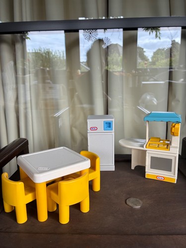 Little tikes dollhouse kitchen - little,