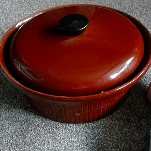 Brown round ceramic - round, casserole