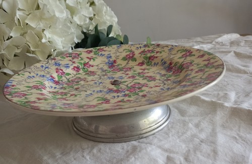 Beautiful vintage ditsy - beautiful, cake