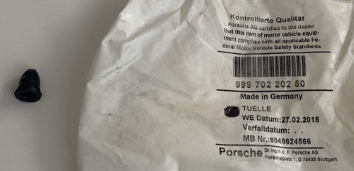 Carpet stop bushing