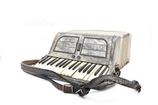 Vintage Gray Soprani Accordion
