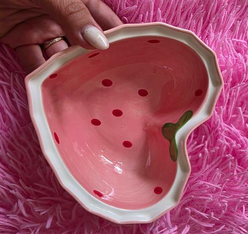 Pink heart strawberry pattern - pink,