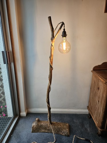 Beautiful bespoke floor - bespoke, lamp