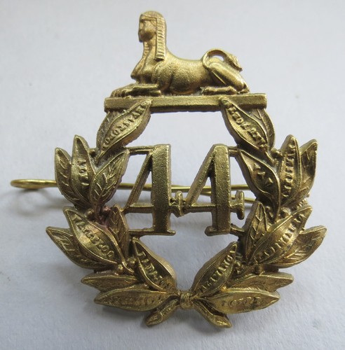Brass glengarry badge 44th - brass,